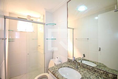 Banheiro da Suíte de apartamento para alugar com 3 quartos, 73m² em Boca do Rio, Salvador