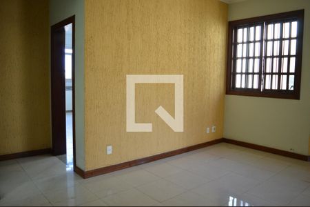 Sala de casa para alugar com 5 quartos, 400m² em Tres Barras, Contagem