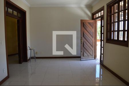 Sala de casa à venda com 5 quartos, 400m² em Tres Barras, Contagem