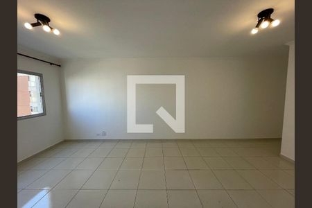 Sala de apartamento para alugar com 3 quartos, 106m² em Sumaré, São Paulo