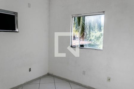 Quarto de kitnet/studio para alugar com 1 quarto, 28m² em Itapuã, Salvador