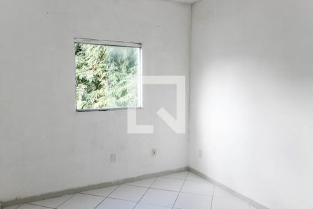 Quarto de kitnet/studio para alugar com 1 quarto, 28m² em Itapuã, Salvador