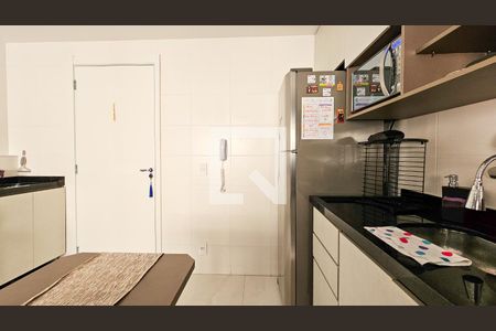 Cozinha de apartamento à venda com 1 quarto, 32m² em Jardim Cidália, São Paulo