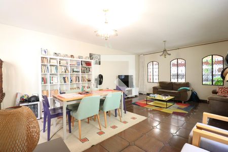 Sala de casa à venda com 4 quartos, 175m² em Vila Ipojuca, São Paulo