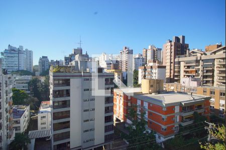 Sala 2 - Vista de apartamento à venda com 3 quartos, 220m² em Rio Branco, Porto Alegre