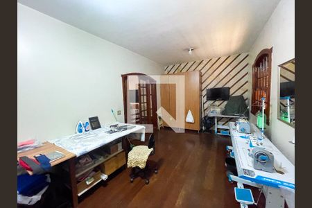 Sala 2 de casa à venda com 3 quartos, 360m² em Glória, Contagem