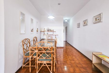 Sala de apartamento para alugar com 3 quartos, 78m² em Jardim Virginia, Guarujá