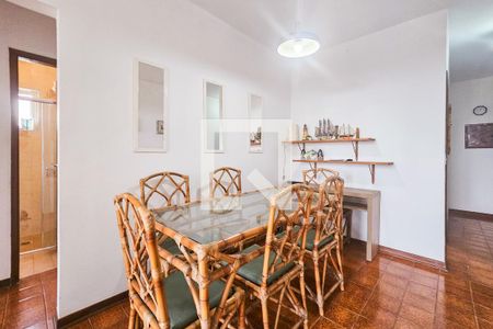 Sala de apartamento para alugar com 3 quartos, 78m² em Jardim Virginia, Guarujá