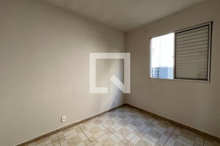 Quarto 1  de apartamento para alugar com 2 quartos, 50m² em Recreio Sertãozinho, Suzano