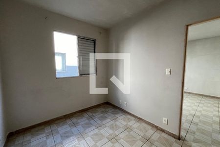 Quarto 1  de apartamento para alugar com 2 quartos, 50m² em Recreio Sertãozinho, Suzano