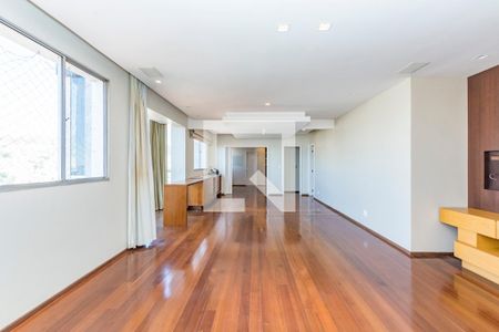 Sala 1 de apartamento para alugar com 4 quartos, 196m² em Vila Paris, Belo Horizonte