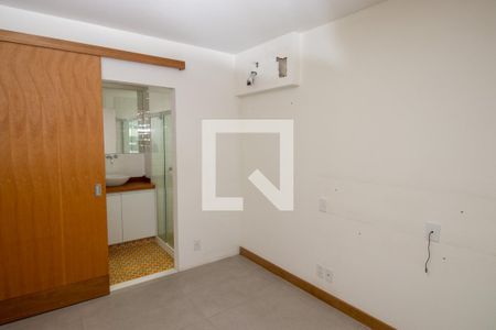 Quarto 2 de apartamento à venda com 2 quartos, 175m² em Barra da Tijuca, Rio de Janeiro