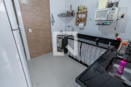 Cozinha de casa à venda com 2 quartos, 65m² em Planalto, Belo Horizonte