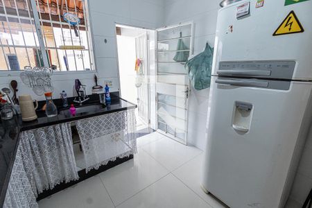 Cozinha de casa à venda com 2 quartos, 65m² em Planalto, Belo Horizonte