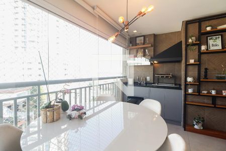 Varanda Gourmet  de apartamento à venda com 2 quartos, 68m² em Chácara Seis de Outubro, São Paulo