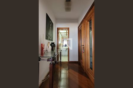 Hall de entrada de apartamento à venda com 3 quartos, 178m² em Centro, Santo André