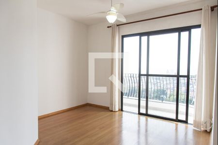 Sala de apartamento à venda com 3 quartos, 71m² em Cambuci, São Paulo