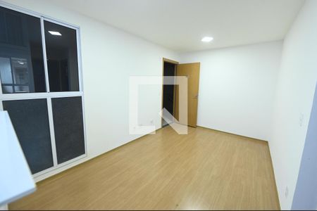 Sala de apartamento para alugar com 2 quartos, 40m² em Residencial Jardim Belvedere, Goiânia