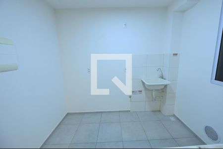 Área de serviço de apartamento para alugar com 2 quartos, 40m² em Residencial Jardim Belvedere, Goiânia