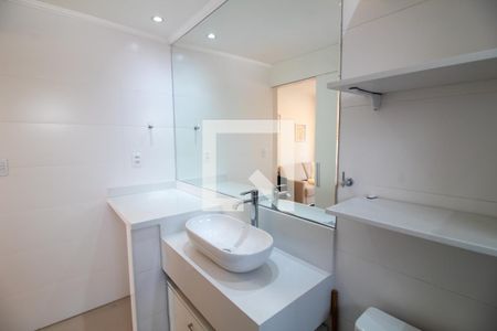 Banheiro de apartamento à venda com 1 quarto, 34m² em Chácara Santo Antônio (zona Sul), São Paulo