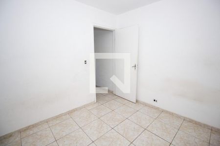 Quarto 1 de casa para alugar com 2 quartos, 150m² em Jardim Maria Rosa, Taboão da Serra