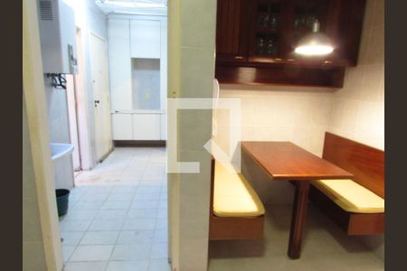 Cozinha de apartamento para alugar com 3 quartos, 227m² em Vila Andrade, São Paulo