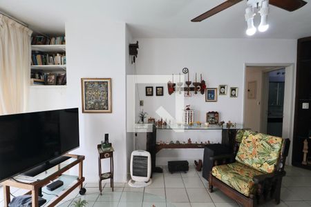 Sala de apartamento para alugar com 3 quartos, 136m² em Morro do Maluf, Guarujá