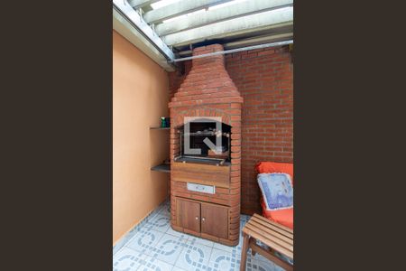 Casa à venda com 185m², 4 quartos e 3 vagas Casa à venda com 185m², 4 quartos e 3 vagasQuintal
