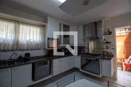 Cozinha de casa à venda com 4 quartos, 185m² em Jardim Pinheiros, São Paulo