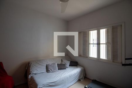 Casa à venda com 185m², 4 quartos e 3 vagas Casa à venda com 185m², 4 quartos e 3 vagasQuarto 3
