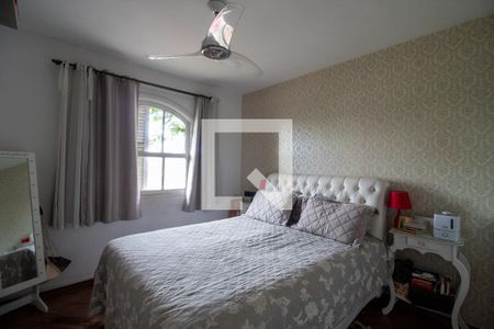 Casa à venda com 185m², 4 quartos e 3 vagas Casa à venda com 185m², 4 quartos e 3 vagasQuarto 1