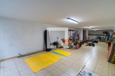 Casa à venda com 187m², 3 quartos e 4 vagas Casa à venda com 187m², 3 quartos e 4 vagasGaragem