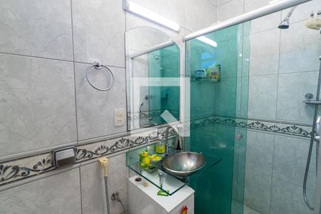 Casa à venda com 187m², 3 quartos e 4 vagas Casa à venda com 187m², 3 quartos e 4 vagasBanheiro da Suíte 2