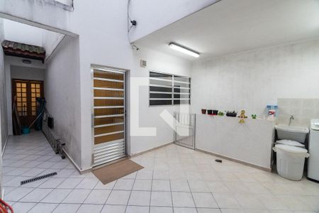 Casa à venda com 187m², 3 quartos e 4 vagas Casa à venda com 187m², 3 quartos e 4 vagasQuintal