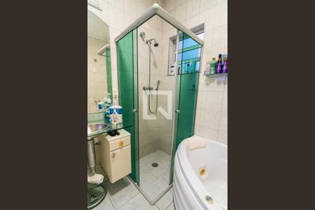 Casa à venda com 187m², 3 quartos e 4 vagas Casa à venda com 187m², 3 quartos e 4 vagasBanheiro da Suíte 1 Detalhe