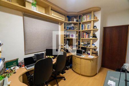 Casa à venda com 187m², 3 quartos e 4 vagas Casa à venda com 187m², 3 quartos e 4 vagasSuite 3