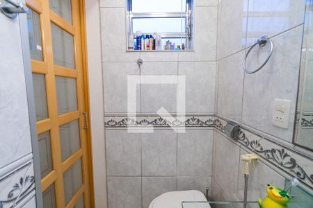 Casa à venda com 187m², 3 quartos e 4 vagas Casa à venda com 187m², 3 quartos e 4 vagasBanheiro da Suíte 2