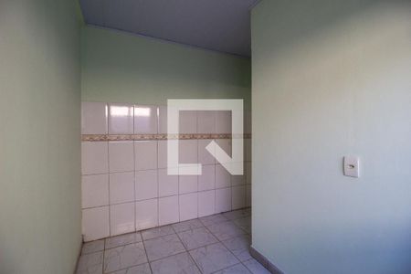 Quarto de casa para alugar com 1 quarto, 30m² em Jardim J S Carvalho, Sorocaba
