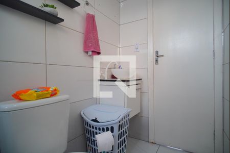 Banheiro de casa de condomínio à venda com 2 quartos, 50m² em Rondônia, Novo Hamburgo