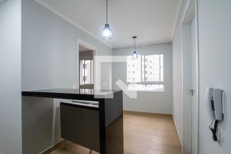 Sala de apartamento para alugar com 2 quartos, 38m² em Vila das Bandeiras, Guarulhos