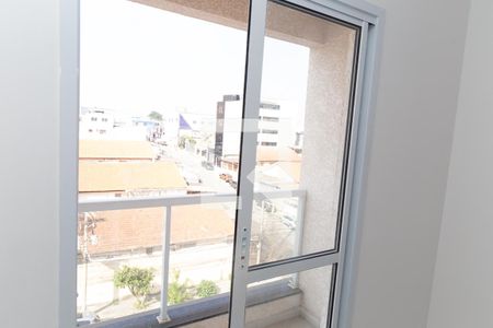 Sacada Sala de apartamento à venda com 2 quartos, 56m² em Vila Galvão, Guarulhos