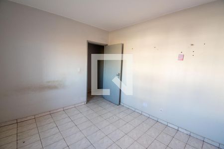 Quarto 2 de apartamento para alugar com 2 quartos, 100m² em Ceilândia, Brasília