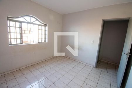 Quarto 2 de apartamento para alugar com 2 quartos, 100m² em Ceilândia, Brasília