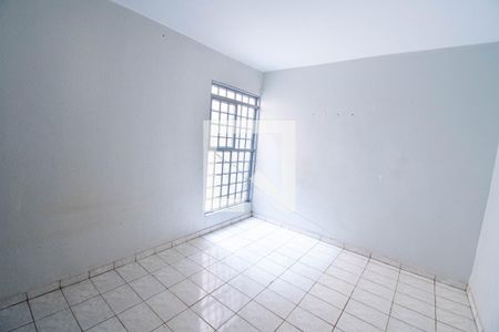 Quarto 1 de apartamento para alugar com 2 quartos, 100m² em Ceilândia, Brasília