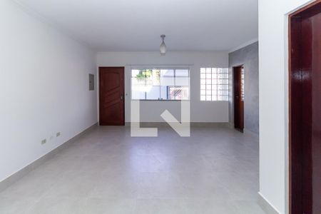 Sala de casa à venda com 3 quartos, 120m² em Jardim Avelino, São Paulo