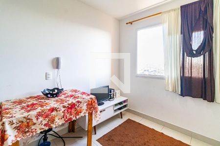 Sala de apartamento para alugar com 2 quartos, 37m² em Jardim Celeste, São Paulo