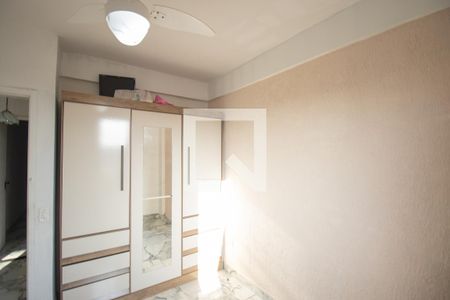 Quarto 1 de apartamento para alugar com 2 quartos, 50m² em Laranjal, São Gonçalo