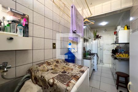 Cozinha e área de serviço de apartamento à venda com 1 quarto, 42m² em Liberdade, São Paulo