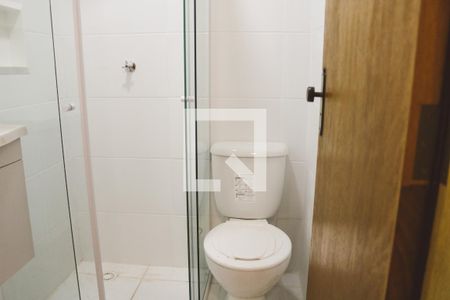 Banheiro de kitnet/studio para alugar com 1 quarto, 25m² em Santana, São Paulo