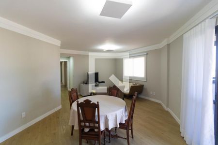 Sala de apartamento à venda com 4 quartos, 139m² em Vila Brandina, Campinas